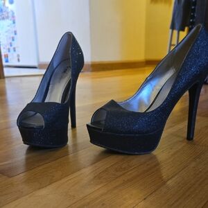 FIONI Clothing Glittery Black Peep-Toe Heels
